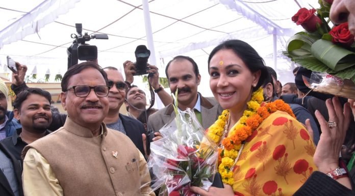 राजकुमारी दिया कुमारी ने तिथि अनुसार धूमधाम से मनाया अपना जन्मदिन,इस अवसर पर newindia खबर उन्हें लोकसभा 19 की एक प्रबल दावेदारी के लिए भी शुभकामनाएं देती हैं।