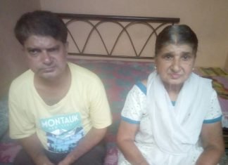 महेश ,जयपुर बम्ब ब्लास्ट का शिकार, 2 वक्त की रोटी को है मोहताज़, शादीशुदा बहनों के रहमोकरम पर गुजार रहा है जिंदगी,, मात्र एक किडनी औऱ माँ के आंचल के सहारे, 13 मई को बरसी मना ली जाती है बस,, 11 साल बाद न्याय की उम्मीद जगी, एक को छोड़कर बाकी आरोपी दोषी करार दिए गए ,20 को सजा सुनाने की उम्मीद