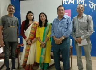 35 की चुलबुली मिताली,56 के रोनित का इश्क, # गुस्ताख़ इश्क़#