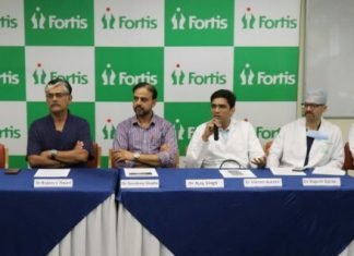 फोर्टिस एस्कॉर्ट्स हॉस्पिटल, जयपुर दो अलग-अलग परिवारों में अन्तर-राज्यीय लैप्रोस्कोपिक किडनी ट्रांसप्लान्ट करने वाला राजस्थान का पहला अस्पताल बना