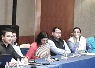 निम्स के चेयरमैन डॉ. बीएस तोमर के खिलाफ षडय़ंत्र का भंडाफोड़ -गैंगरेप का आरोप लगाने वाली लड़की ने किया था गबन और फर्जी अंकतालिकाओं से प्राप्त की थी नौकरी -फर्जी दस्तावेज पकड़े जाने के बाद पुलिस कार्रवाई के डर से कराई गैंगरेप की एफआईआर -डॉ. पंकज सिंह और बसंत सिंह पुलिस जांच के बाद रेप मामले से हुए बरी ,,