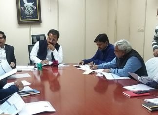 1 अप्रैल से नया दुपहिया वाहन खरीदने वाले सभी ग्राहकों को कंपनियां निशुल्क उपलब्ध कराएगी हेलमेट- खाचरियावास,,