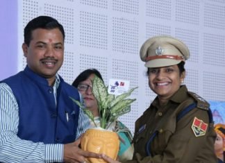 “नारी में ही शक्ति निहित है-पुरुष अनुसरण करता है, बियानी कॉलेज में महिला दिवस समारोह