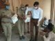 *निराश्रित लोगों को भोजन के पैकेट वितरित किए गए* अतिरिक्त पुलिस आयुक्त व अन्य आला अफसरों के साथ सामाजिक संस्थाएं आईं आगे