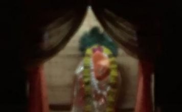 श्री चिंताहरण हनुमान मंदिर,, जनता कॉलोनी में 101 दीपों को प्रज्वलित कर महाआरती का आयोजन हुआ,,