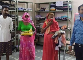 समर्पण वस्त्र बैंक द्वारा वस्त्र संग्रहण व वितरण महाअभियान जारी,,