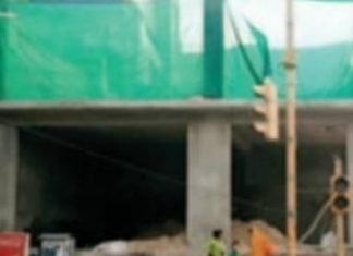 SB-107,बापू नगर,टोंक रोड के सैटबैक की जमीन पर किया जा रहा है,अवैध निर्माण,, सुरेश चौधरी पहले भी महापौर से अधिक ताकत रखता था,आज भी पदोन्नति के साथ अधिक पावर रखता है सुरेश चौधरी,, इस प्रकरण से या इससे पूर्व मामलों से यही लगता है,,