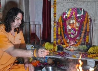 कोरोना काल में दक्षिण मुखी बालाजी मंदिर हाथोज धाम में भक्तों द्वारा ONLINE मनाया गया हनुमान जन्मोत्सव,,,