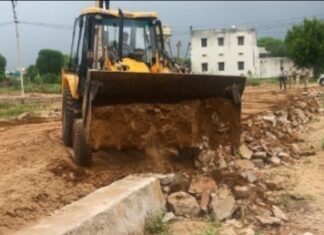 चौबीस बीघा भूमि पर चार अवैध कॉलोनी बसाने के प्रयास को किया विफल — ग्राम बढारना व भैंरू खेजड़ा में आठ अवैध व्यावसायिक गोदामों को किया ध्वस्त,,,