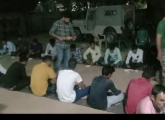 जनसेवक सांगानेर कोंग्रेस नेता पुष्पेंद्र भारद्वाज के आव्हान एवं प्रयासों से हजारों रीट परीक्षार्थियों को मिली आवास , फल और भोजन पानी की व्यवस्था,,