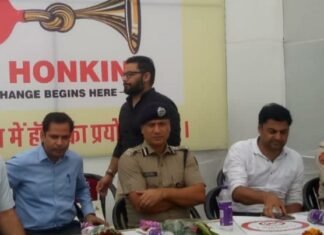 यातायात पुलिस के “नो हॉन्किंग” अभियान की शुरुआत की राहुल प्रकाश ने,पिंक पैडल्स की साइकिल रैली को दिखाई हरी।झण्डी,,