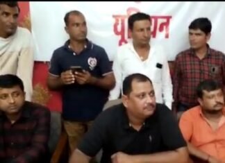 104 एम्बुलेंस कर्मचारियों की हुई प्रदेशव्यापी बैठक सम्पन्न,, 18 अक्टूबर सोमवार को स्वास्थ्य भवन पर करेंगे प्रदर्शन,,