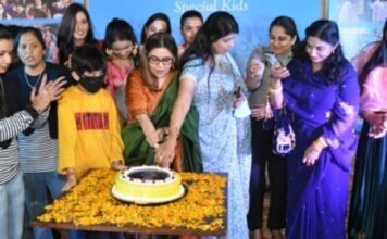 ट्रांस वेलफेयर सोसाइटी की ओर से मूक बधिर स्पेशल बच्चो के साथ दिवाली मनाने का कार्यक्रम हुआ आयोजित,,