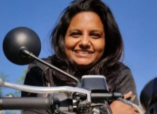 रोज़गार और जीवन में बेहतर अवसर दिलाने के लिए महिलाओं को ड्राइविंग करने हेतु प्रोत्साहित करने के लिए राष्ट्रीय मुहिम,, जय भारती का मोटरसाइकिल पर भारत भ्रमण,,