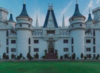 जयपुर की जयश्री पेड़ीवाल इंटरनेशनल स्कूल कुछ दिनों के लिए बंद,, 11 बच्चे मिले कोरोना संक्रमित,, क्या कोरोना की तीसरी लहर की दस्तक ? बच्चों की वैक्सीनेशन कब ?