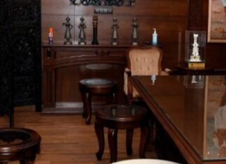 भाजपा के वरिष्ठ नेता तिवाड़ी की राज्यपाल से शिष्टाचार मुलाक़ात,,