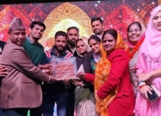 अंताक्षरी प्रतियोगिता एवं गीत संगीत का लोगों ने उठाया जमकर लुफ्त,, जयपुर स्थापना दिवस के अवसर पर नगर निगम हैरिटेज प्रांगण में रंगारंग कार्यक्रम,,