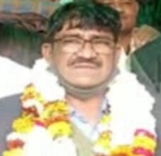 सबसे पहले वक़्फ बोर्ड की जमीनों पर अतिक्रमण हटाए जाएंगे यह नवनिर्वाचित वक्फ बोर्ड के चेयरमैन खानू खां बुधवाली का पहला वक्तव्य था पदभार ग्रहण करते समय,, तो अब बताएँ घाटगेट पर अवैध मैजिक व बसों का संचालन कब होगा बन्द ? कब वहीँ पर खुलेआम चल रहे सट्टे/जुए होंगे बन्द ? कब होगी वक़्फ बोर्ड की जमीन अतिक्रमण मुक्त? RTO भी कब करेगा कार्यवाई ? सरकार,परिवहन विभाग कब ध्यान देगें,, मिलने लगीं है धमकियाँ,घाट गेट सट्टा संचालक हिस्ट्रीशीटर की ओर से, कौन-कौन है लिप्त शीघ्र होगा खुलासा, सनद रहे, NEWINDIA खबर को दलालों,मुखबिरोँ व धमकी देने वालोँ से सख्त नफरत,,