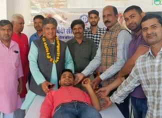 पुलवामा हमले में हुए शहीदों की याद में रक्तदान शिविर आयोजित,,