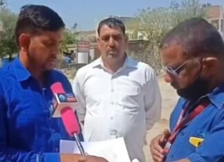 जॉन 7 के ईओ सुरेश यादव पर लगा एक और गंभीर आरोप,जेडीए नहीं बचा पा रहा अपने स्वामित्व की जमीन,, धड़ल्ले से हो रहे अतिक्रमण वार्ड 50,, ग्राम कनकपुरा,, बजरी मंडी रोड वैशाली नगर पश्चिम का है मामला,,