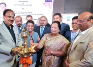 2500 से अधिक प्रदर्शक, 90 से अधिक देशों के पूर्व-पंजीकृत खरीदार, थीम प्रस्तुतियाँ, क्षेत्रीय शिल्प, सेमिनार और रैंप प्रस्तुतियाँ 5 दिनों के शो में शामिल हैं 2500 से अधिक प्रदर्शक, 90 से अधिक देशों के पूर्व-पंजीकृत खरीदार, थीम प्रस्तुतियाँ, क्षेत्रीय शिल्प, सेमिनार और रैंप प्रस्तुतियाँ 5 दिनों के शो में शामिल हैं,,,