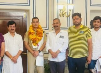 डीसीपी साउथ मृदुल कच्छावा का सम्मान,, लापता बालिकाओं का मामला,,