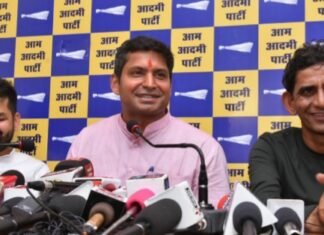 आम आदमी पार्टी के प्रदेश मुख्य कार्यालय का उद्धघाटन समारोह आयोजित,, प्रदेश को भ्रष्टाचार इंडेक्स में नीचे लाना आप का प्रमुख उद्देश्य – विनय मिश्रा