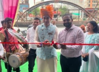 राजस्थान के जयपुर में अत्याधुनिक ओमेगा सेकी मोबिलिटी (ओएसएम) डीलरशिप का उद्घाटन राज्य में कंपनी के 5 डीलरशिप, वित्त वर्ष 23-24 तक 50 डीलरशिप खोलने की योजना,,