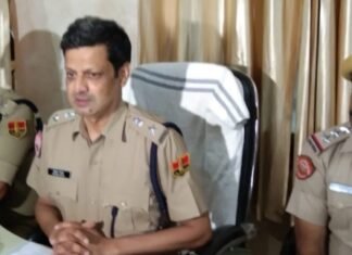 आयुक्तालय जयपुर दक्षिण की बड़ी कार्रवाई,17 करोड़ की मांग करने वाले गैंगस्टर रोहित गोदारा के साथी शार्प शूटर अमरजीत विश्नोई सहित पांच और अभियुक्त गिरफ्तार, वैशाली नगर व्यवसायी धमकी मामला,,