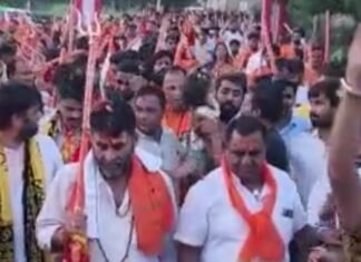 राजस्व मंत्री रामलाल जाट ने निकाली कावड़ यात्रा, हरणी महादेव का गंगाजल से किया अभिषेक बम बम भोले के जयकारों से गूंज उठा मांडल, हजारों कांवडियों का लगा रेला, जगह-जगह पुष्प वर्षा से स्वागत,,