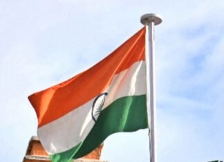 आजादी के अमृत महोत्सव, हर घर तिरंगा के अंतर्गत मुख्यमंत्री अशोक गहलोत ने लगाया तिरंगा,,