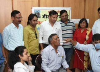 प्रेस क्लब में दन्त चिकित्सा शिविर हुआ आयोजित,,