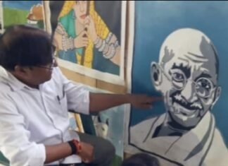 कैदियों ने राष्ट्रपिता गांधी को तस्वीर में उकेरा – सेंट्रल जेल में चित्रकार गोपाल भारती दे रहे प्रशिक्षण,,
