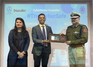 ट्रूकॉलर और साइबरपीस फाउंडेशन ने नुक्कड़ नाटकों के माध्यम से साइबर सुरक्षा से संबंधित जानकारी प्रदान की,