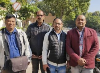 जेडीए कुछ कहता नहीं, मुख्यमंत्री सुनते नहीं 22वे दिन भी सीएमआर पहुंचे आवंटी पत्रकार