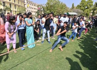श्री बालाजी शिक्षा समिति के तत्वाधान में खेलकूद एवं साहित्यिक प्रतियोगिताओ का आयोजन,,,