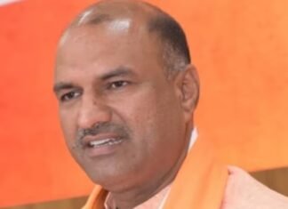 काठ की हांडी बार बार नहीं चढ़ती, कांग्रेस का घोषणापत्र छलावा: सीपी जोशी