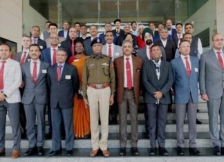 राष्ट्रीय रक्षा महाविद्यालय के दल ने पुलिस मुख्यालय में डीजीपी से की शिष्टाचार भेंट,,