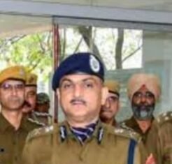 एसओजी ने फर्जी डिग्री बनवाने में सहयोग करने वाले आरोपित को पकडा,