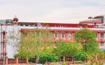 जोन-09 ग्राम गोनेर में करीब 1.5 बीघा जेडीए स्वामित्व की सरकारी भूमि को करवाया कब्जा-अतिक्रमण मुक्त। जोन-11 निजी खातेदारी करीब 04 बीघा कृषि भूमि पर नवीन अवैध कॉलोनी का प्रारंभिक स्तर पर ही पूर्णतः ध्वस्तीकरण,, जोन-14 निजी खातेदारी करीब 22 बीघा कृषि भूमि पर 02 नवीन अवैध कॉलोनियां का प्रारंभिक स्तर पर ही पूर्णतः ध्वस्तीकरण,,