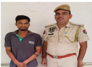 पुलिस थाना श्याम नगर जयपुर दक्षिण की कार्यवाही, कैफे का ताला तोडकर नकबजनी करने वाला आरोपी रवि रंजन वर्मा गिरफ्तार, आरोपी से वारदात का माल मशरूका मोबाईल फोन बरामद,,