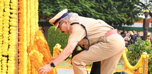 देश के अमर शहीदों से प्रेरणा लेकर कर्तव्यनिष्ठा के साथ सेवा करें – डीजीपी राजीव शर्मा